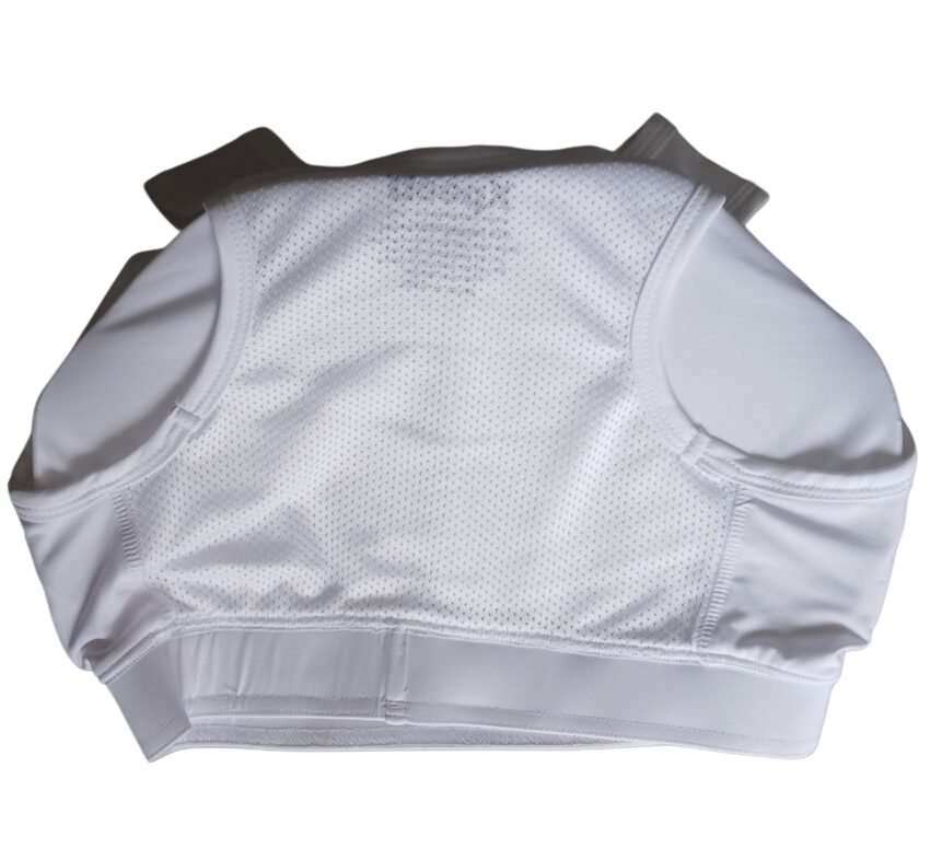 Xpeed karate female chest guard - Image 3